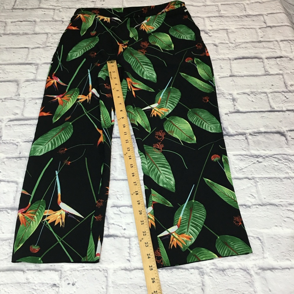 Cynthia Rowley (31x25) Tropical Print Cropped Pants - Women’s 10 - Picture 5 of 12
